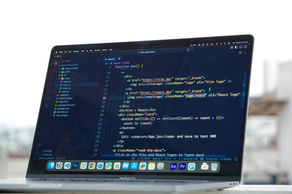 تطبيق الهاتف المحمول ام تطبيق الويب